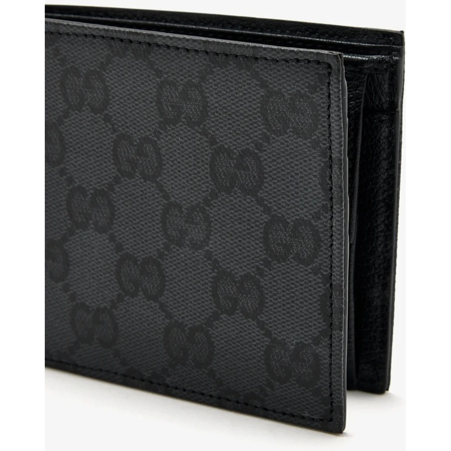 "Gucci Essence Classic" wallet