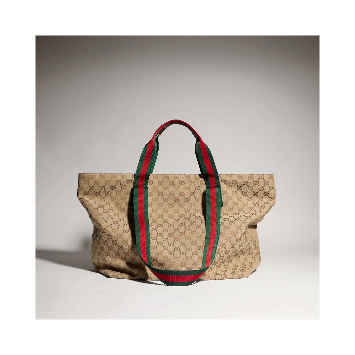 GG medium shoulder bag