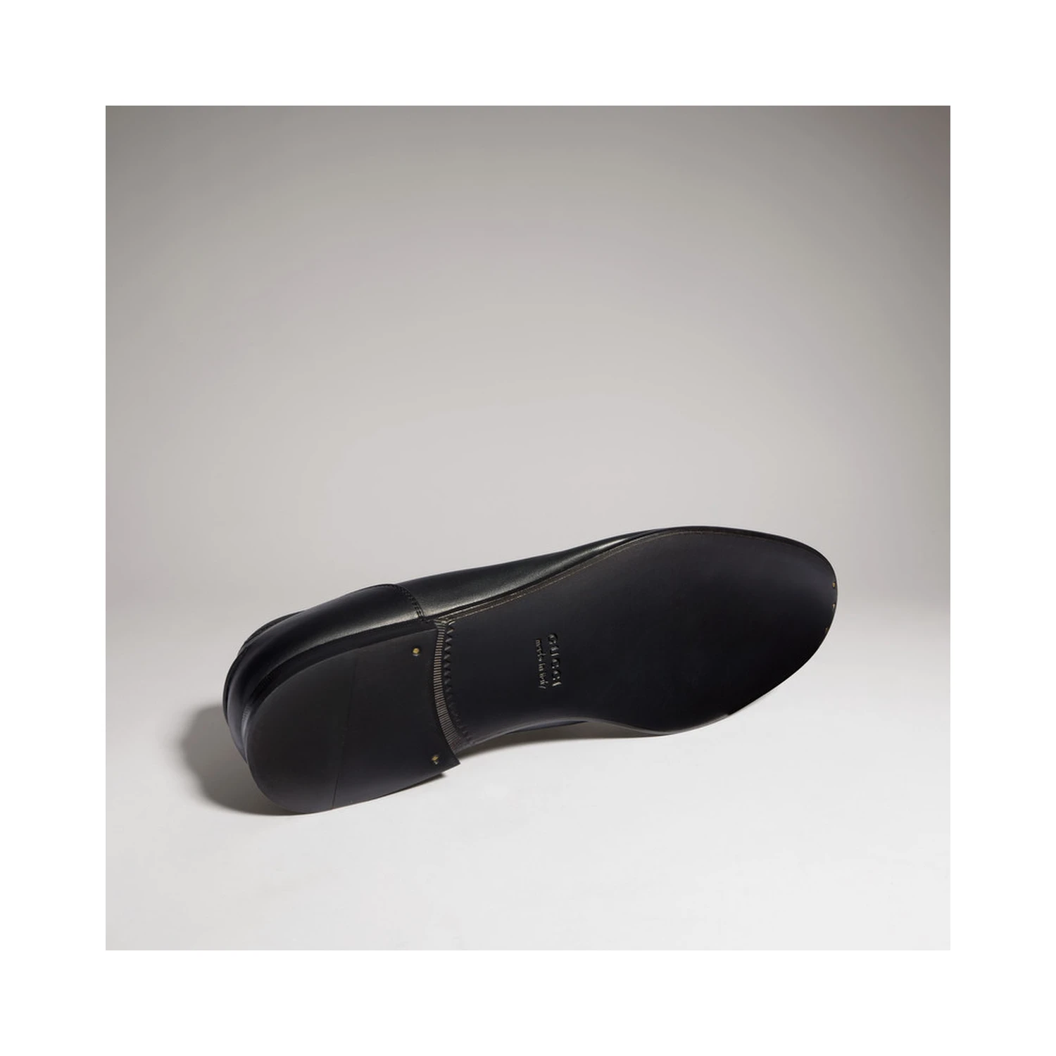 "Gucci Como" loafers