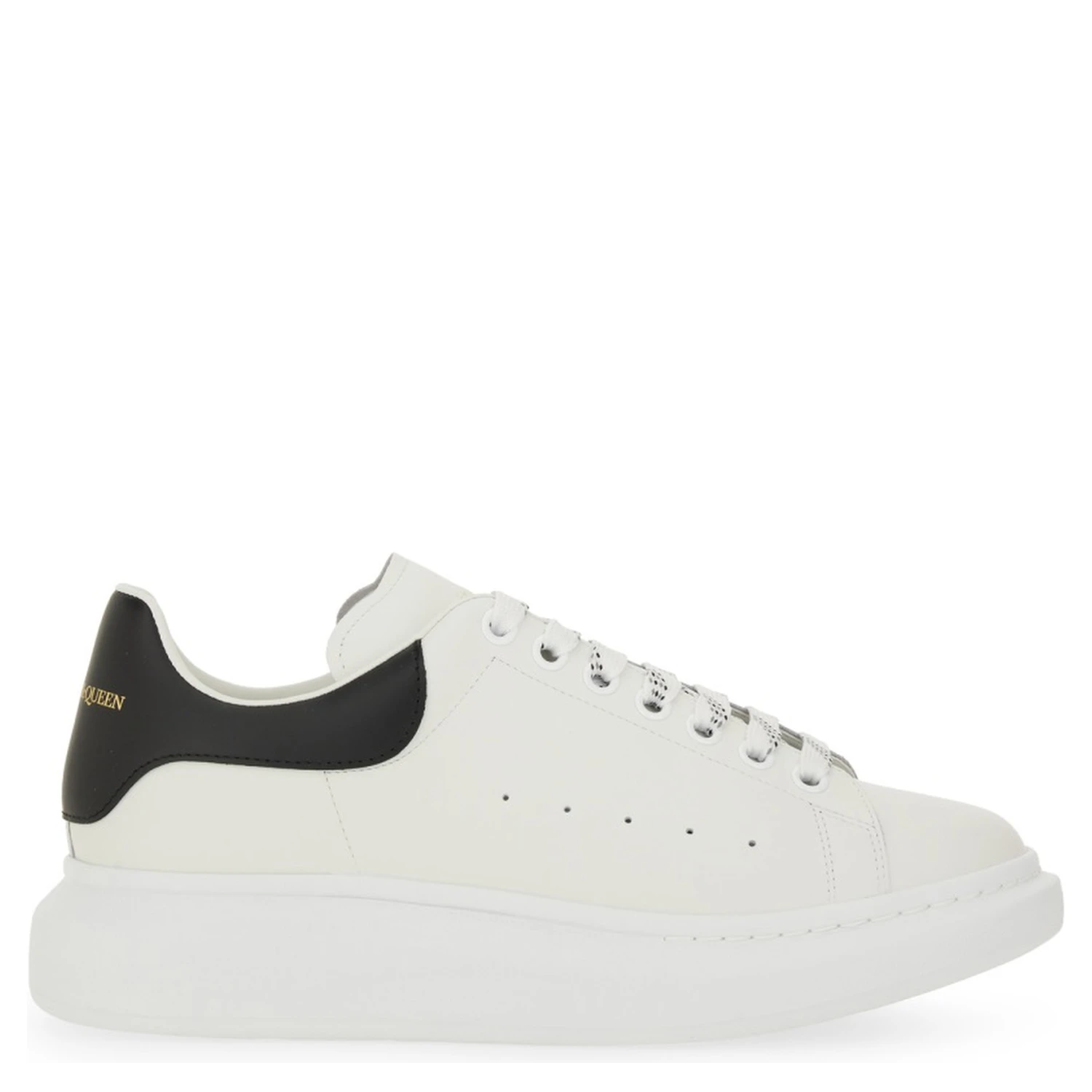 OVERSIZED SNEAKER