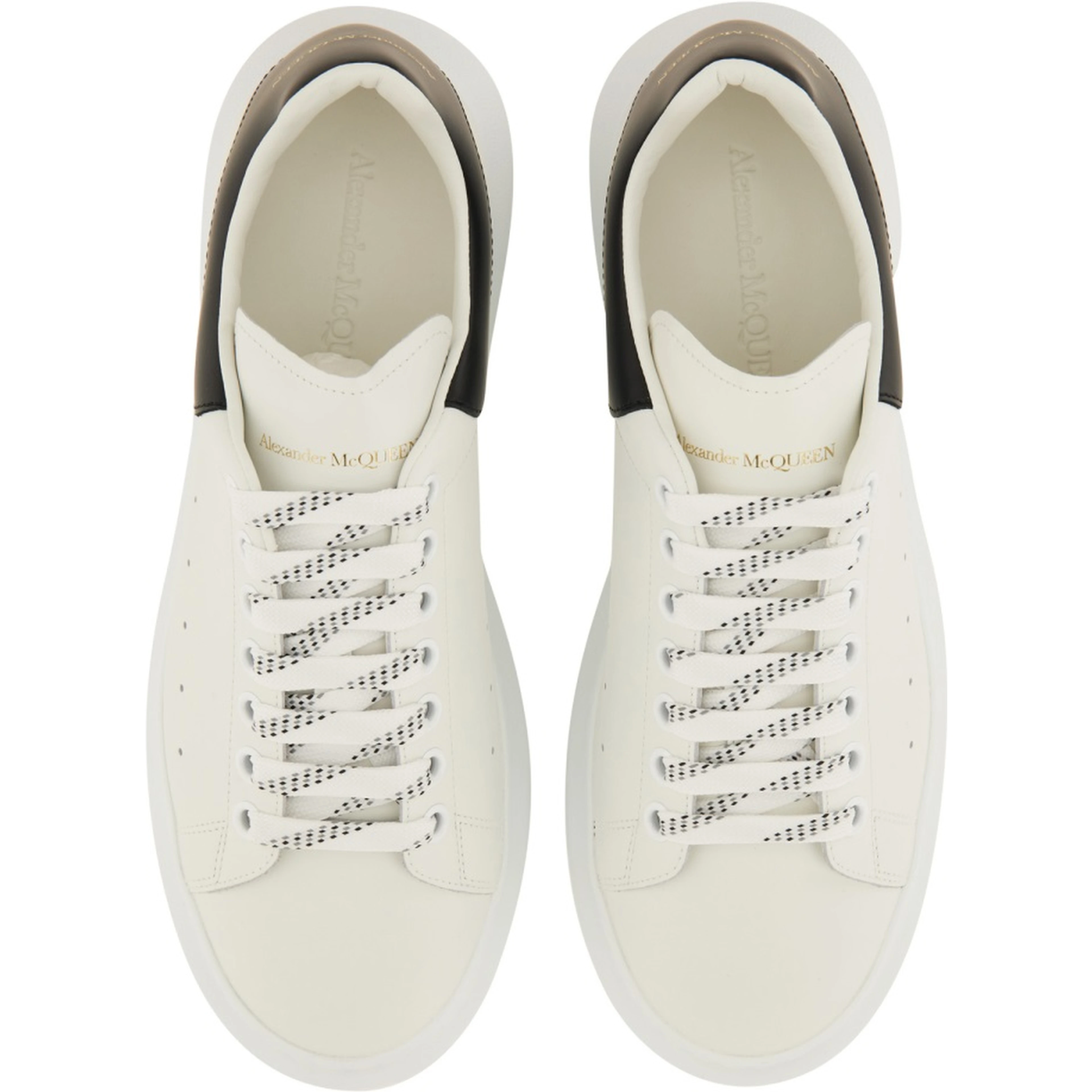 OVERSIZED SNEAKER