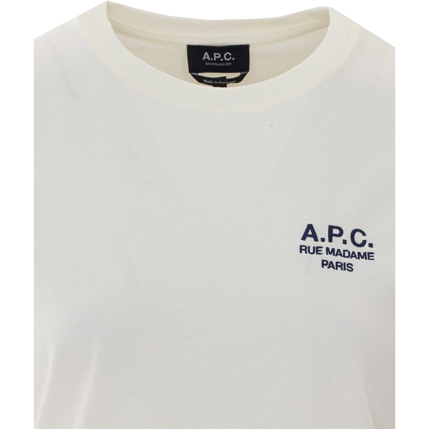 تيشيرتات وبولو من شركة APC