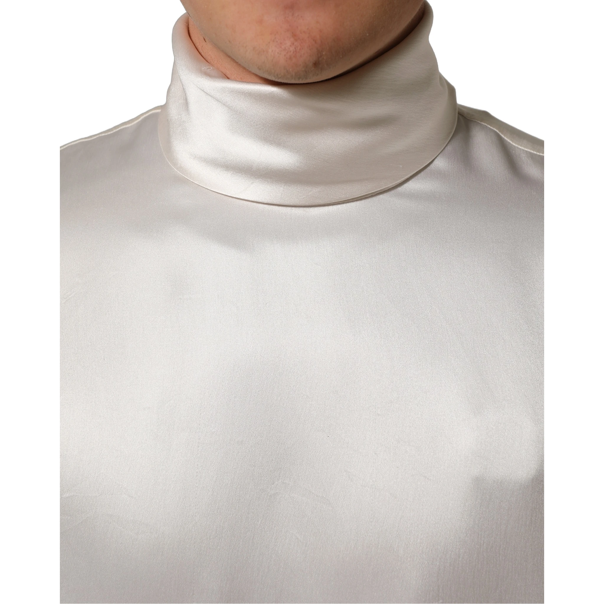 White Silk Long Sleeves Turtleneck Sweater
