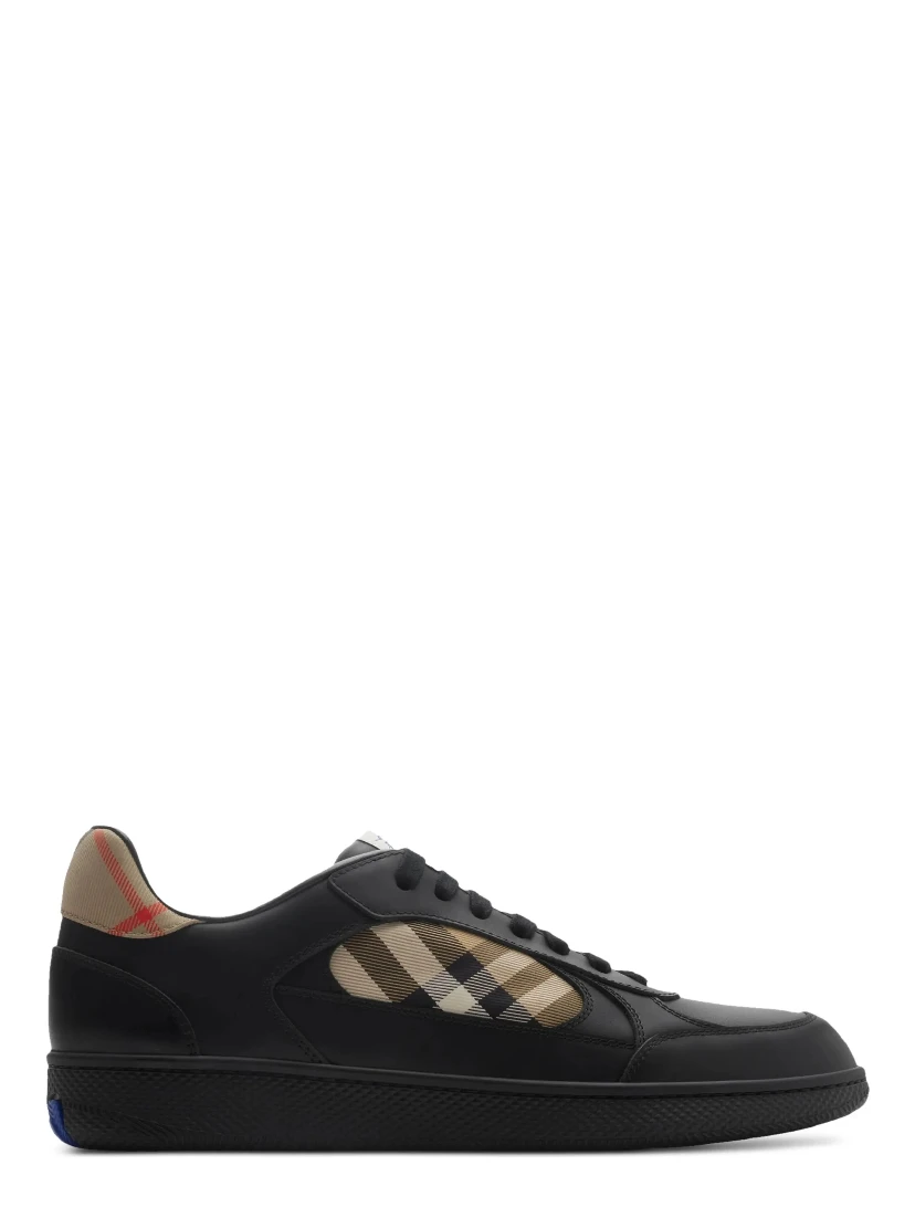Burberry Flat shoes