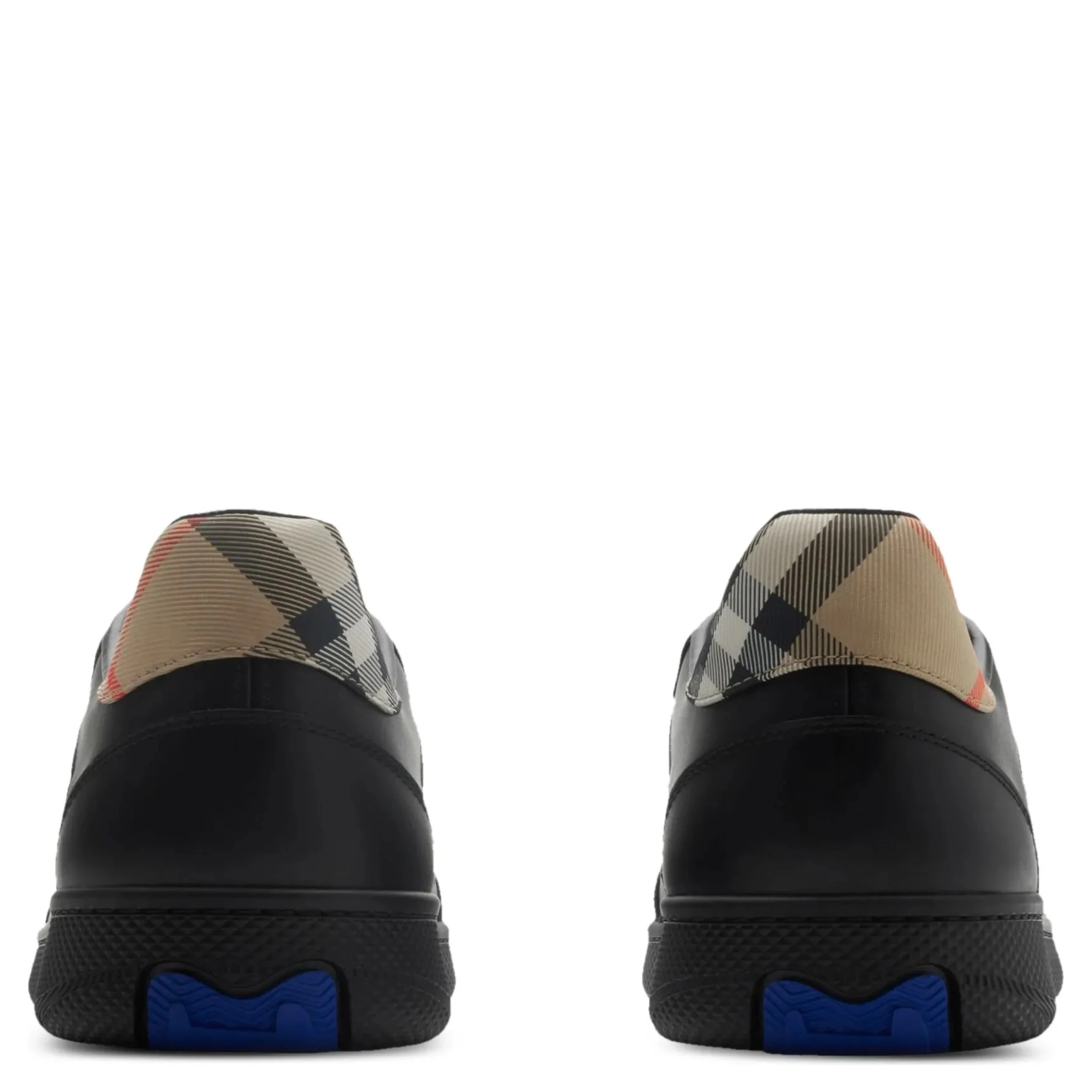 Burberry Flat shoes