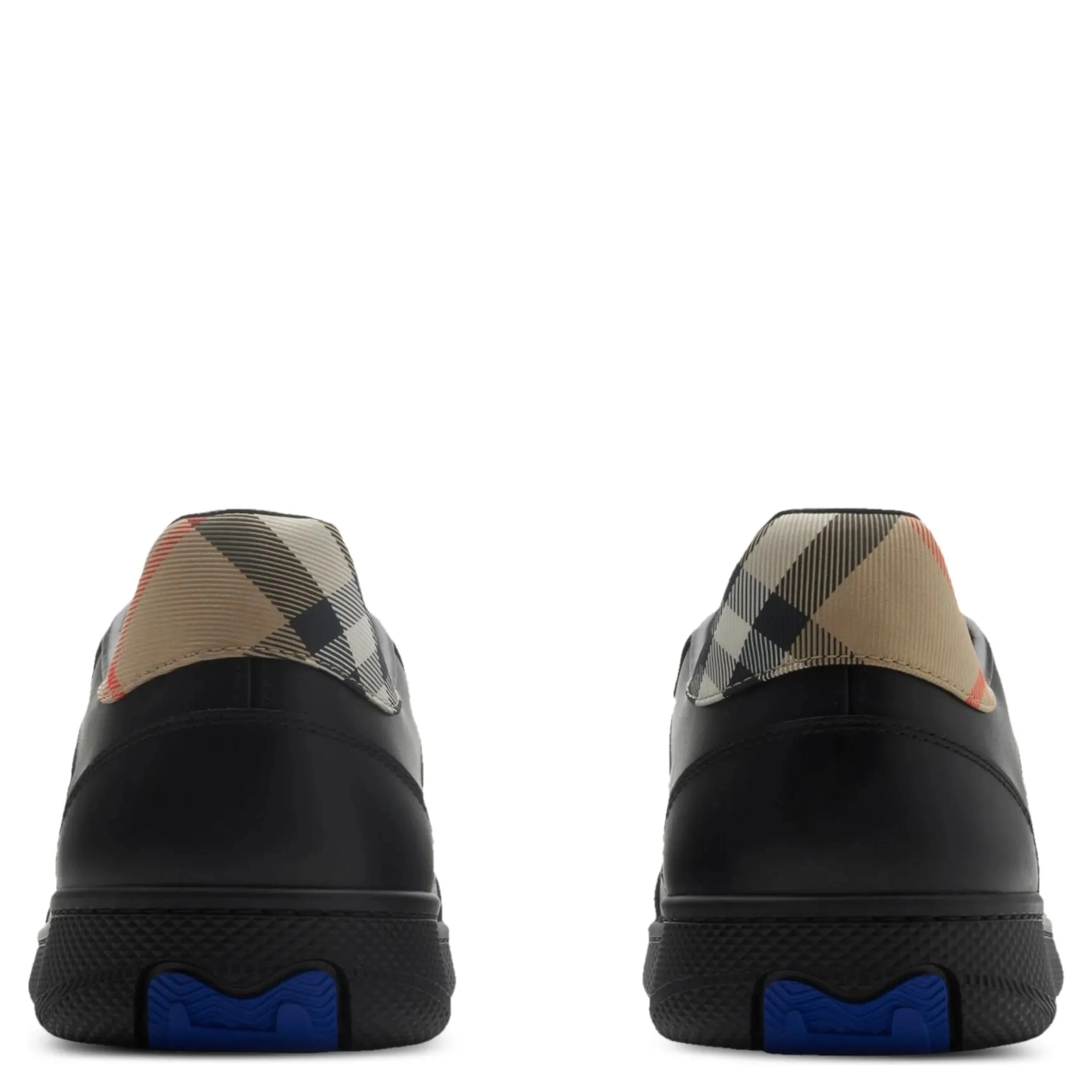 Burberry Flat shoes