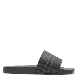 Burberry Flat shoes