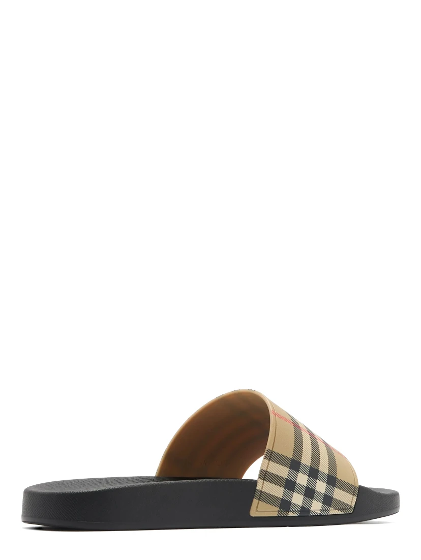 Burberry Flat shoes