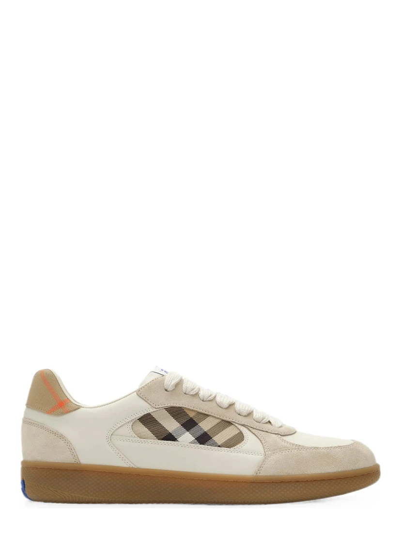 Burberry Flat shoes