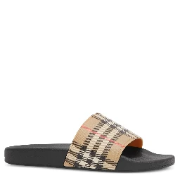 Burberry Flat shoes