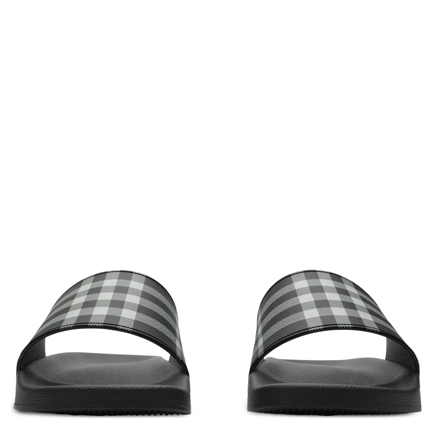 Burberry Flat shoes