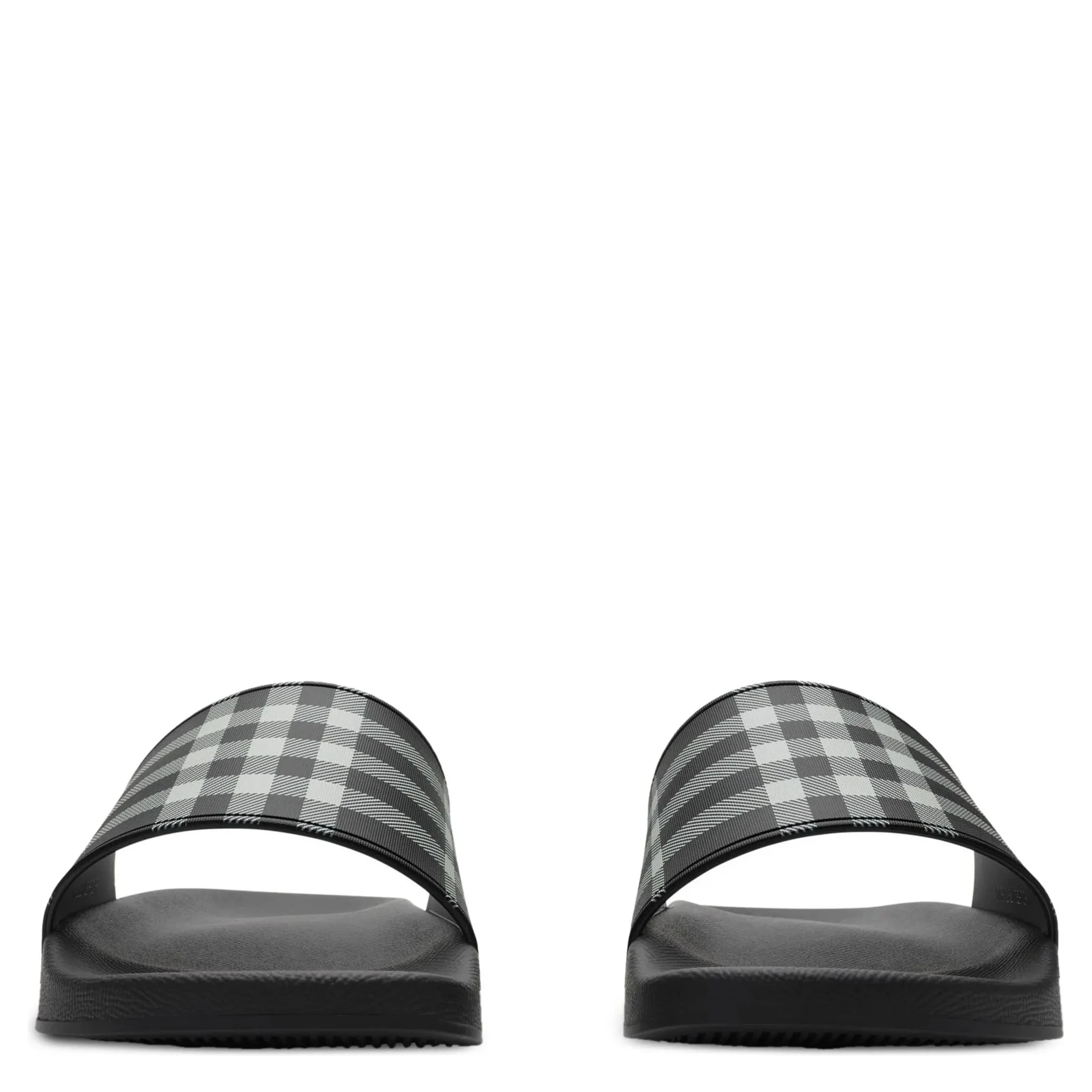 Burberry Flat shoes