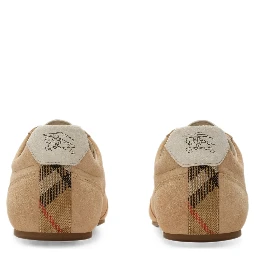 Burberry Flat shoes