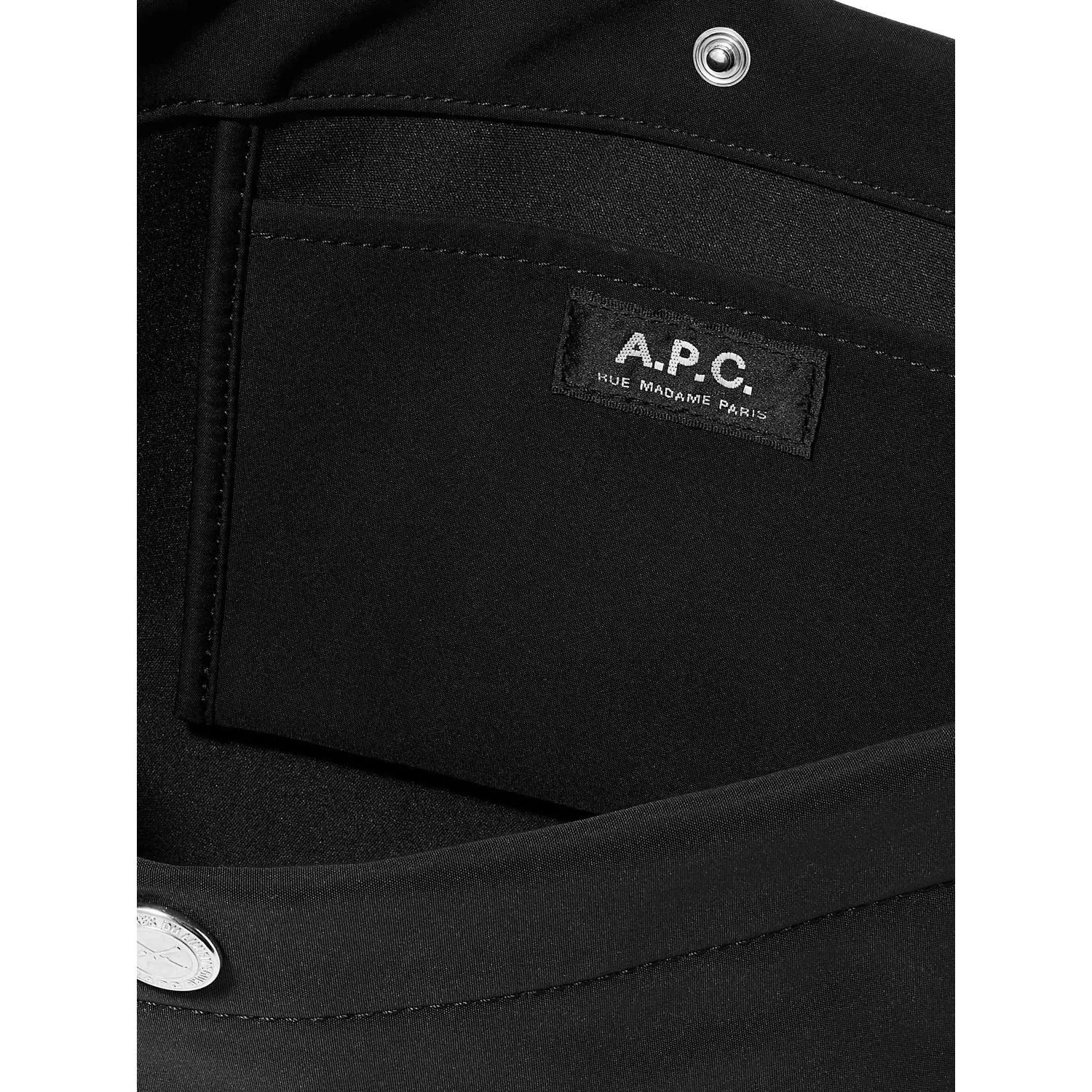 أكياس APC
