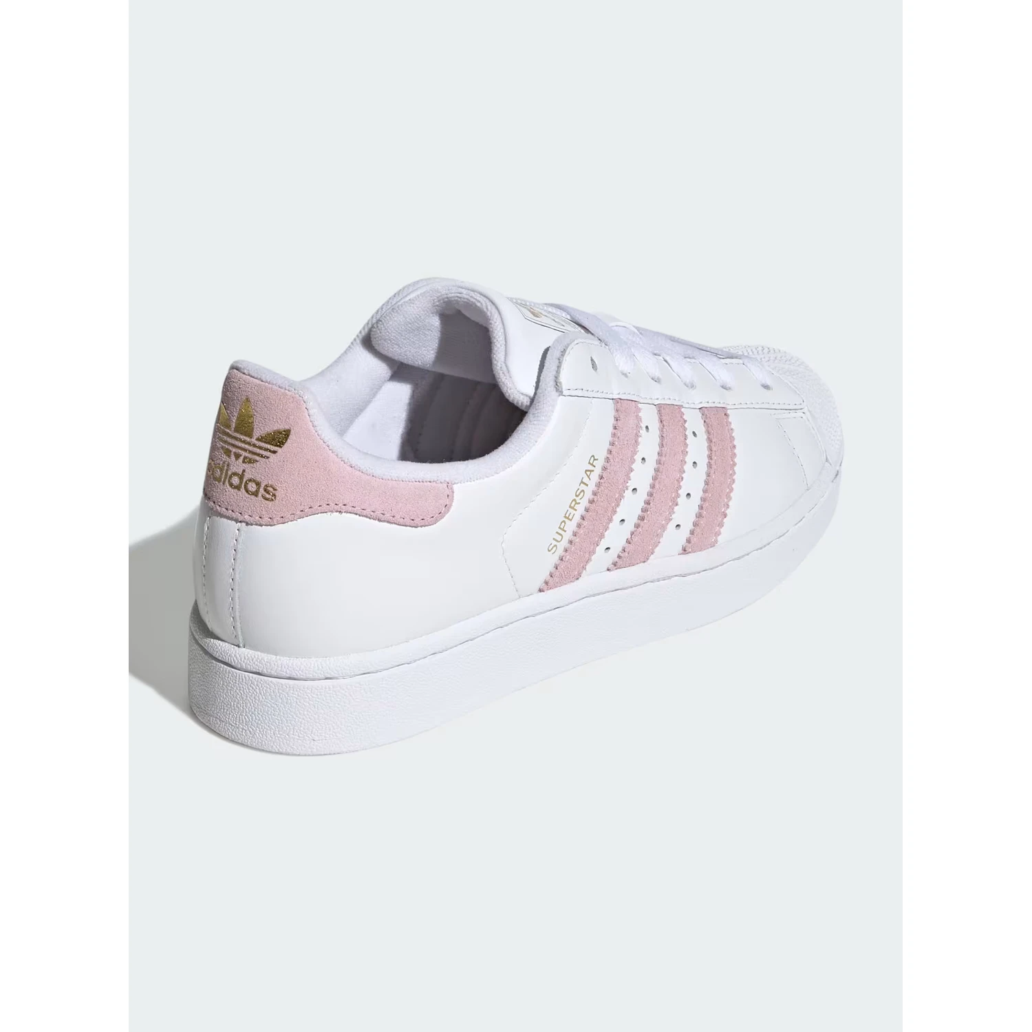 adidas Sneakers