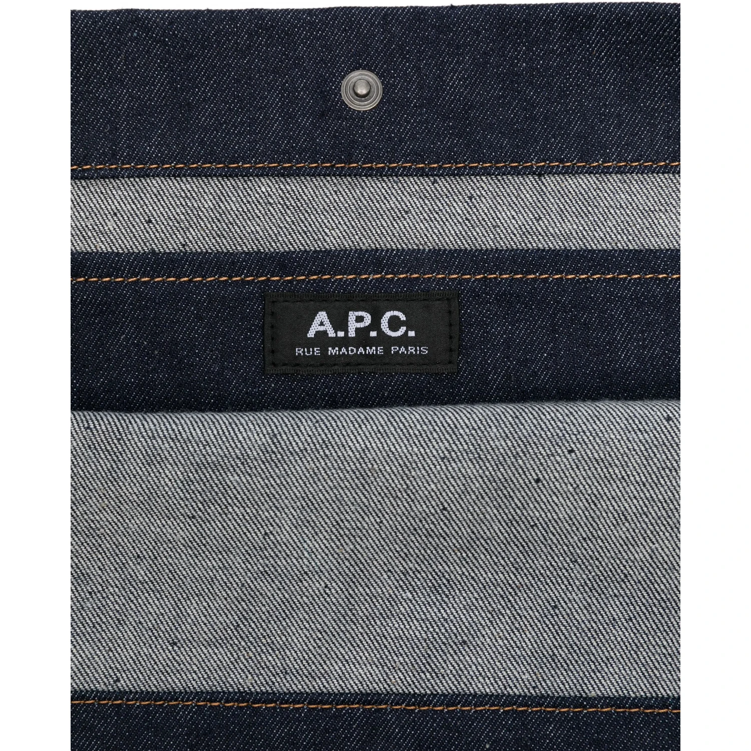 أكياس APC