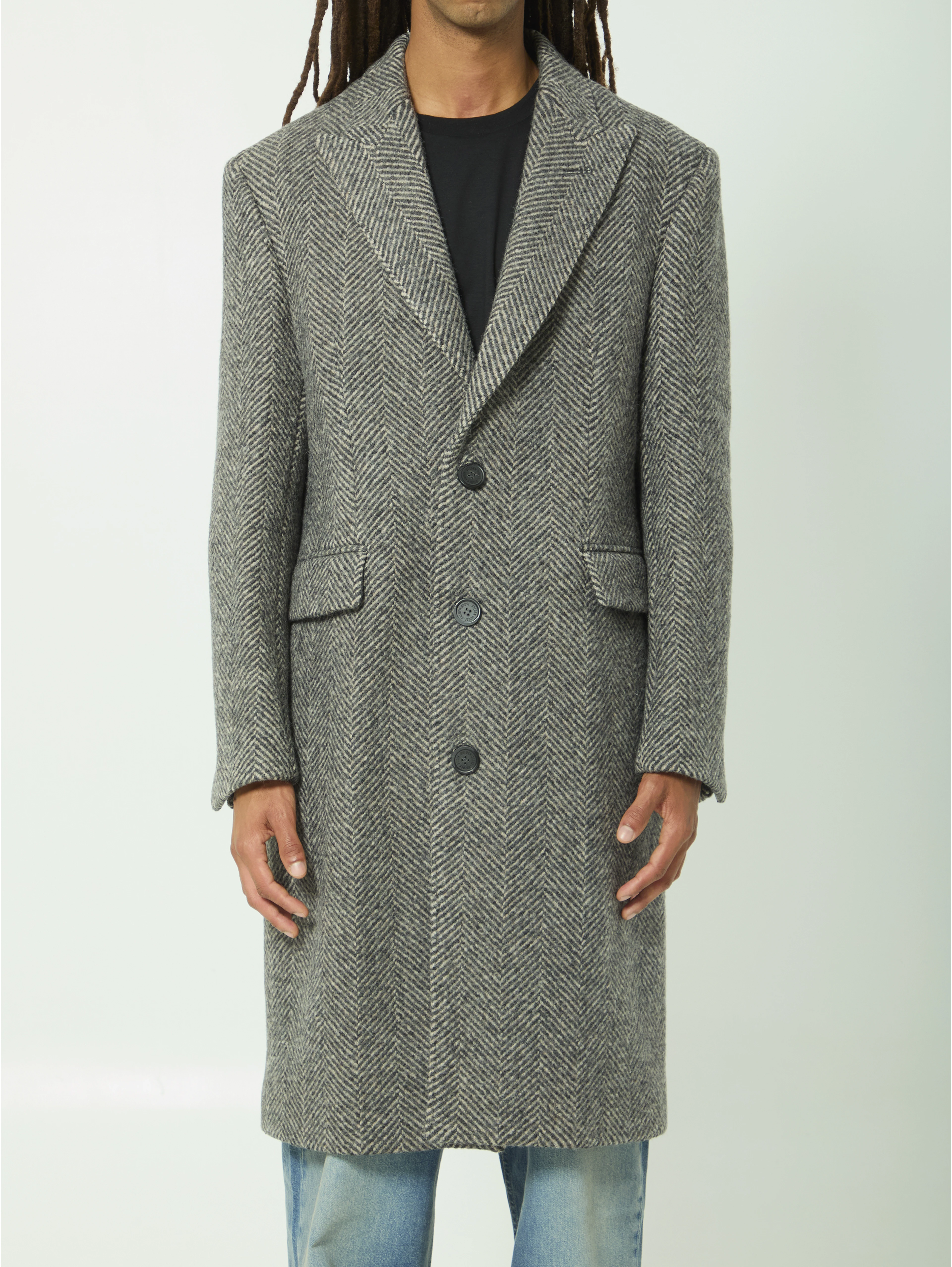 Single-breasted wool coat