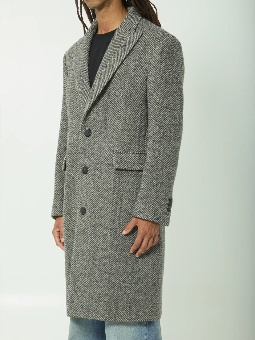 Single-breasted wool coat
