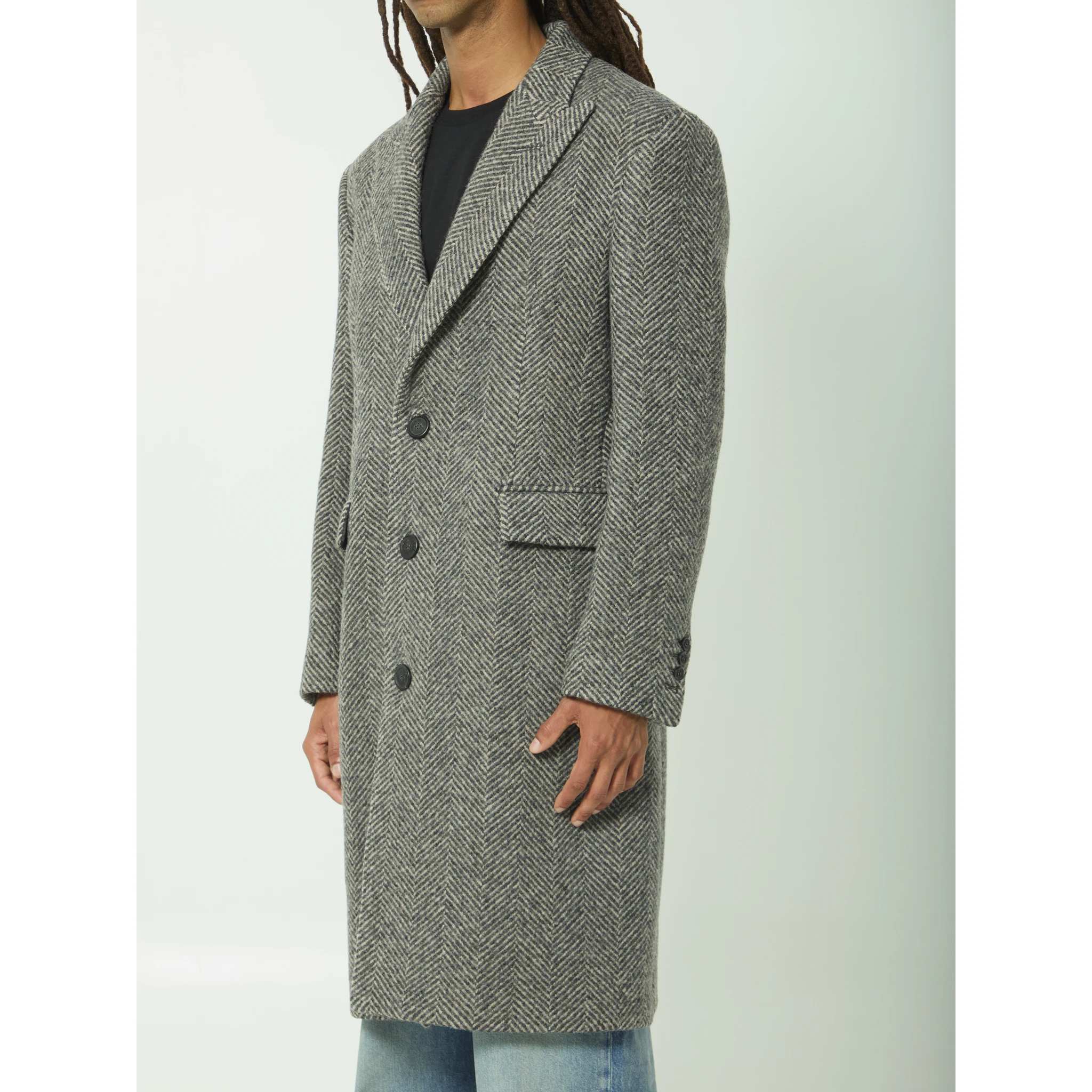 Single-breasted wool coat