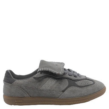 ALOHAS Sneakers
