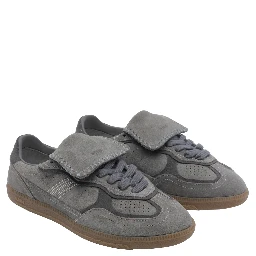ALOHAS Sneakers