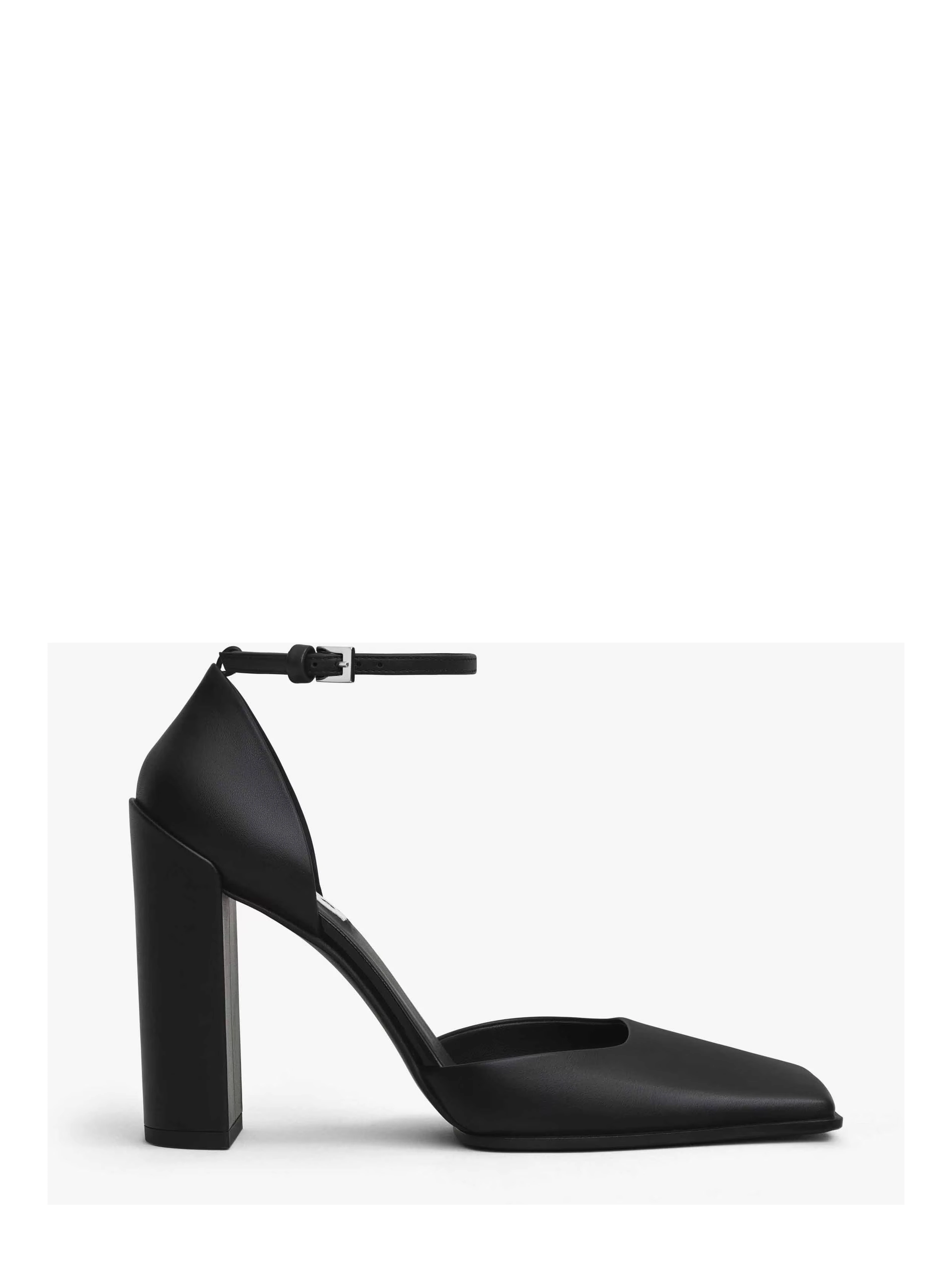 "DOrsay 90" pumps