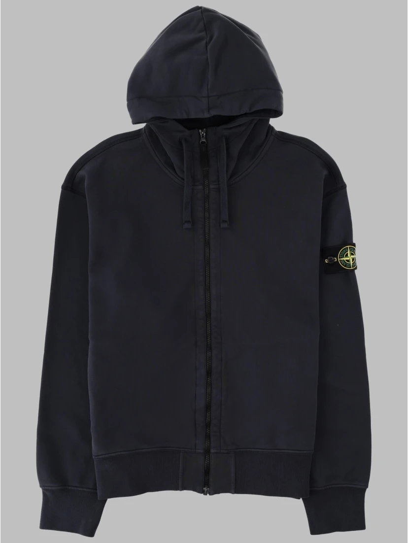 FELPA CON PATCH LOGO