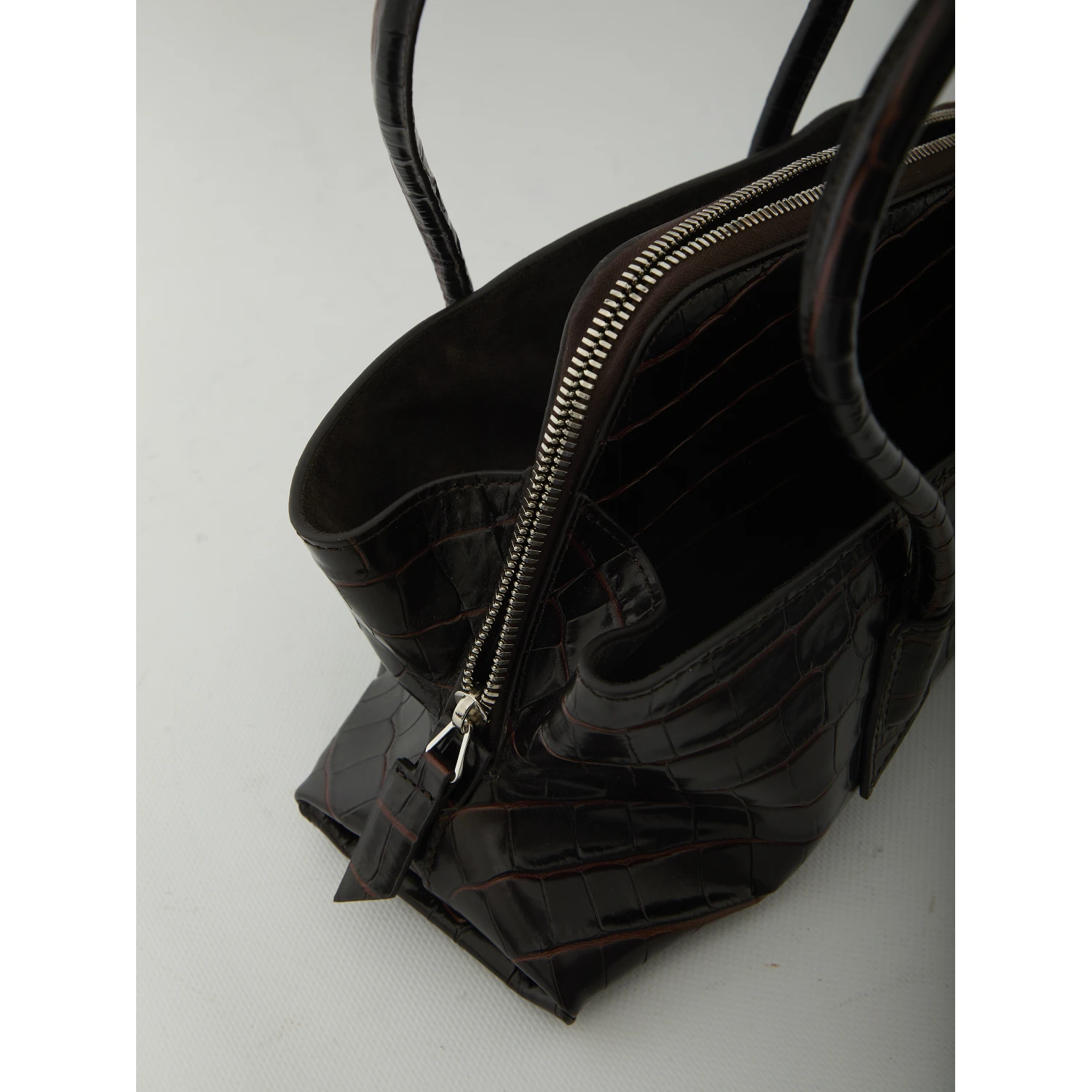 La Passeggiata top handle bag small