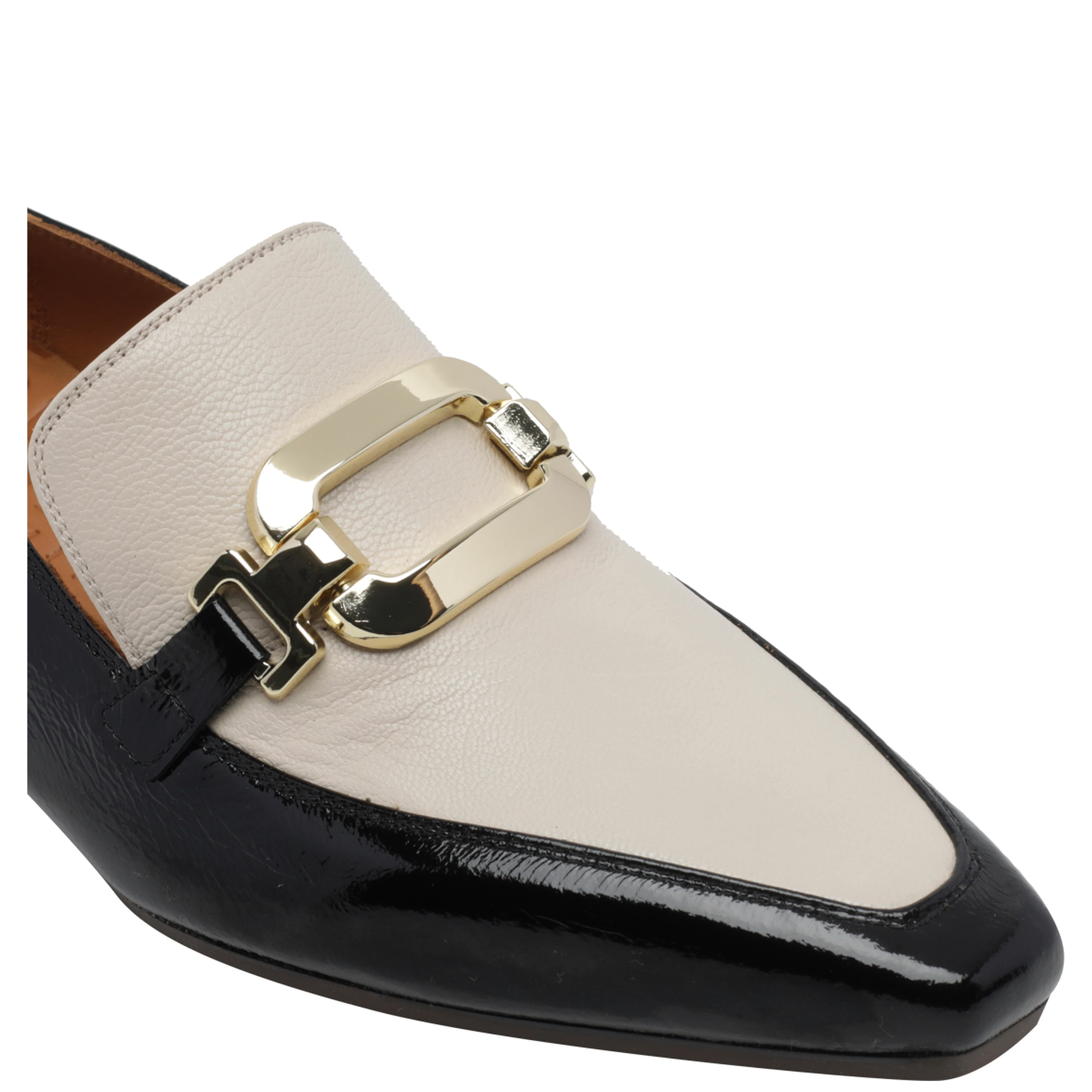 Chie Mihara Flat shoes Black