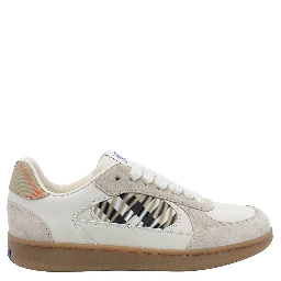 BURBERRY Sneakers Beige