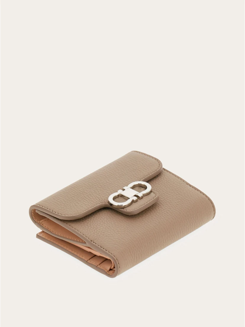 FERRAGAMO wallet