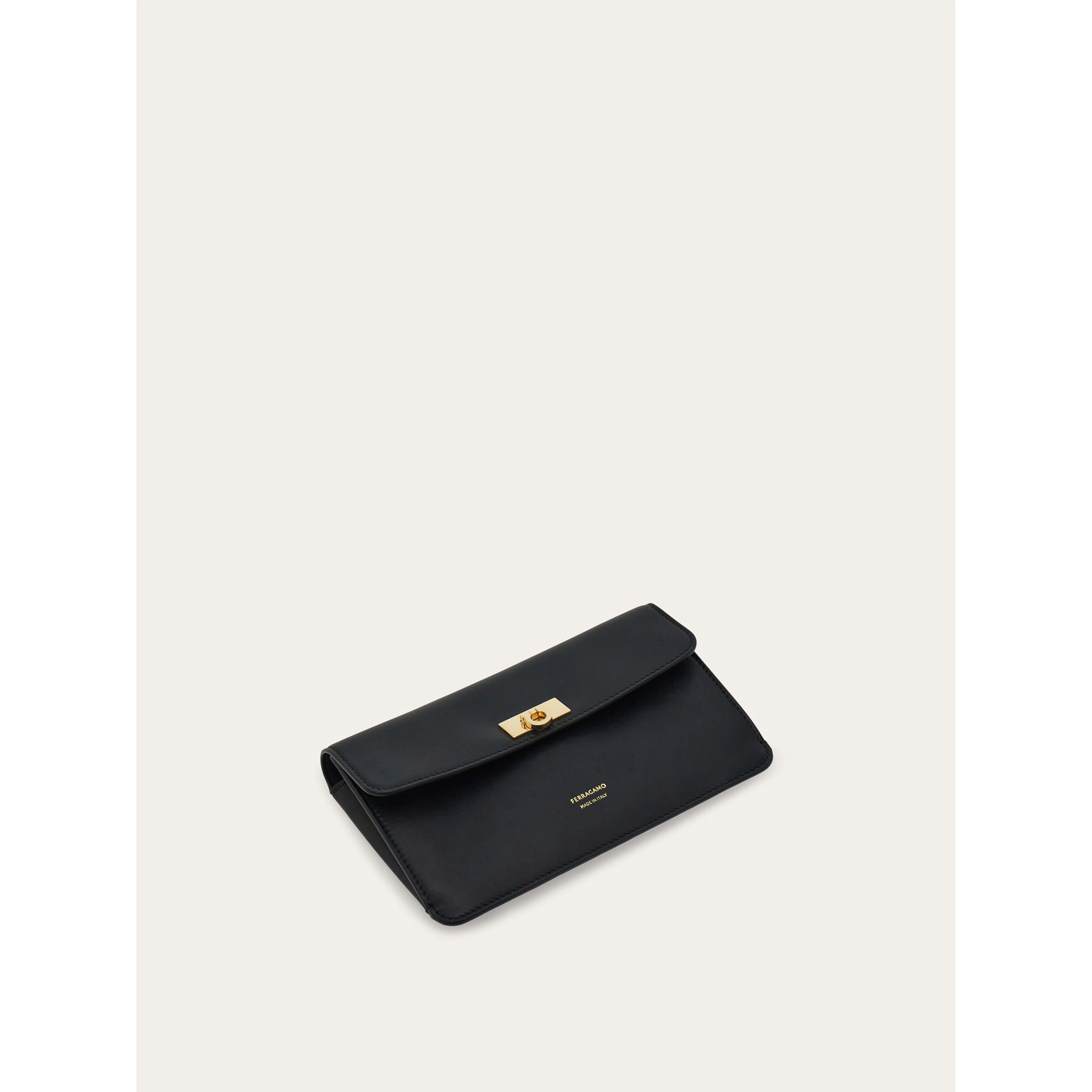 FERRAGAMO handbag