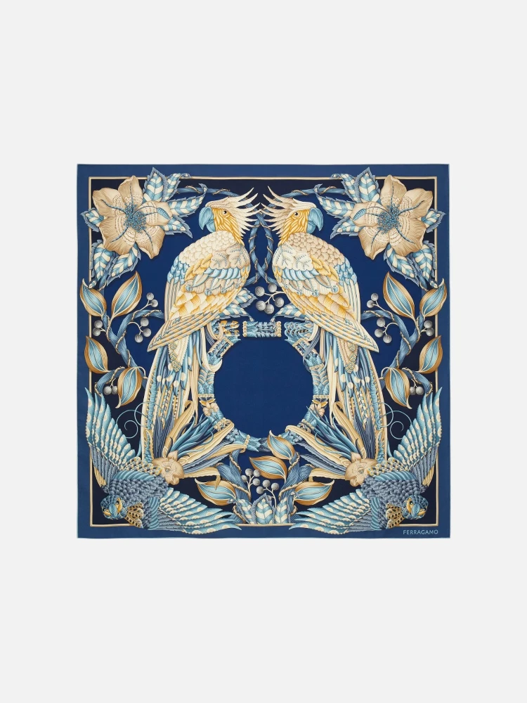 FERRAGAMO scarf