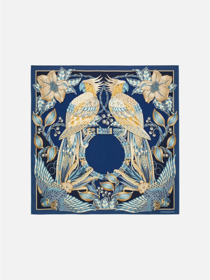 FERRAGAMO scarf