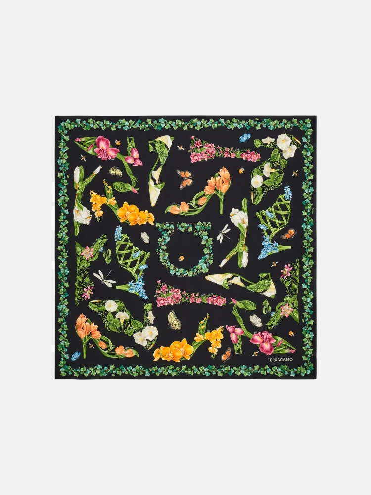 FERRAGAMO scarf