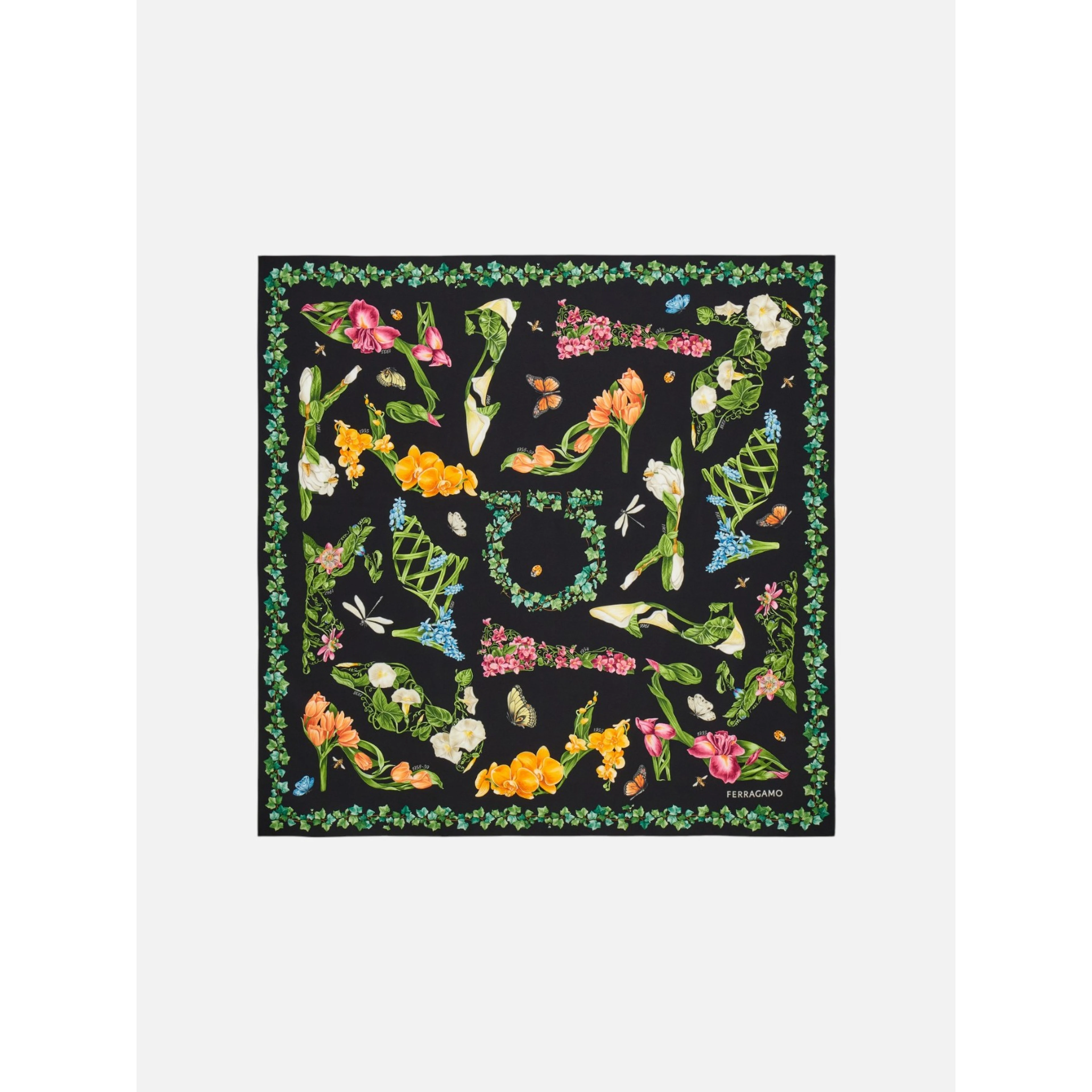 FERRAGAMO scarf