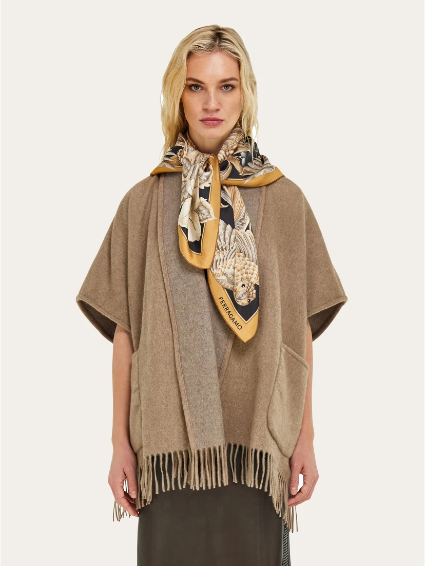 FERRAGAMO scarf