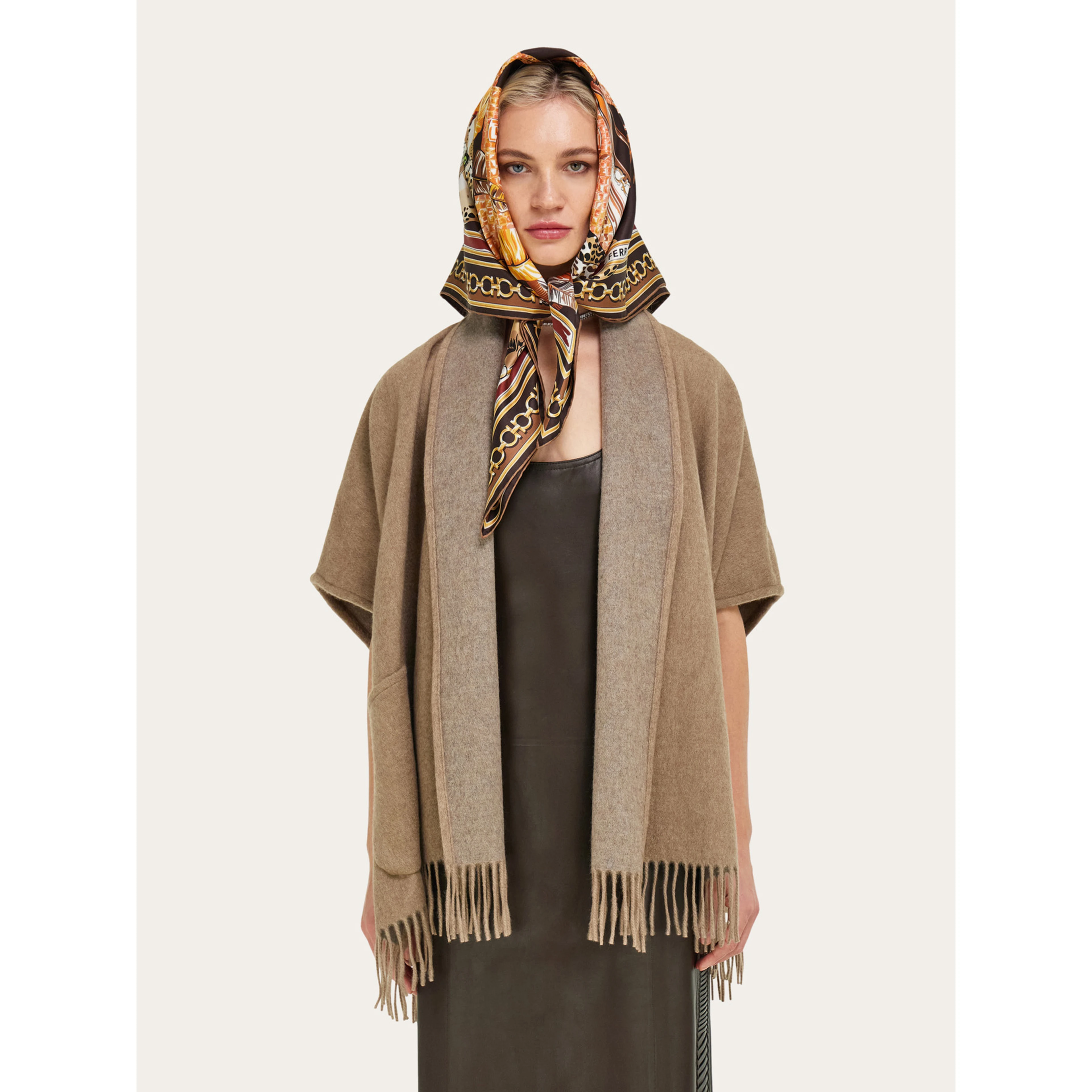 FERRAGAMO scarf