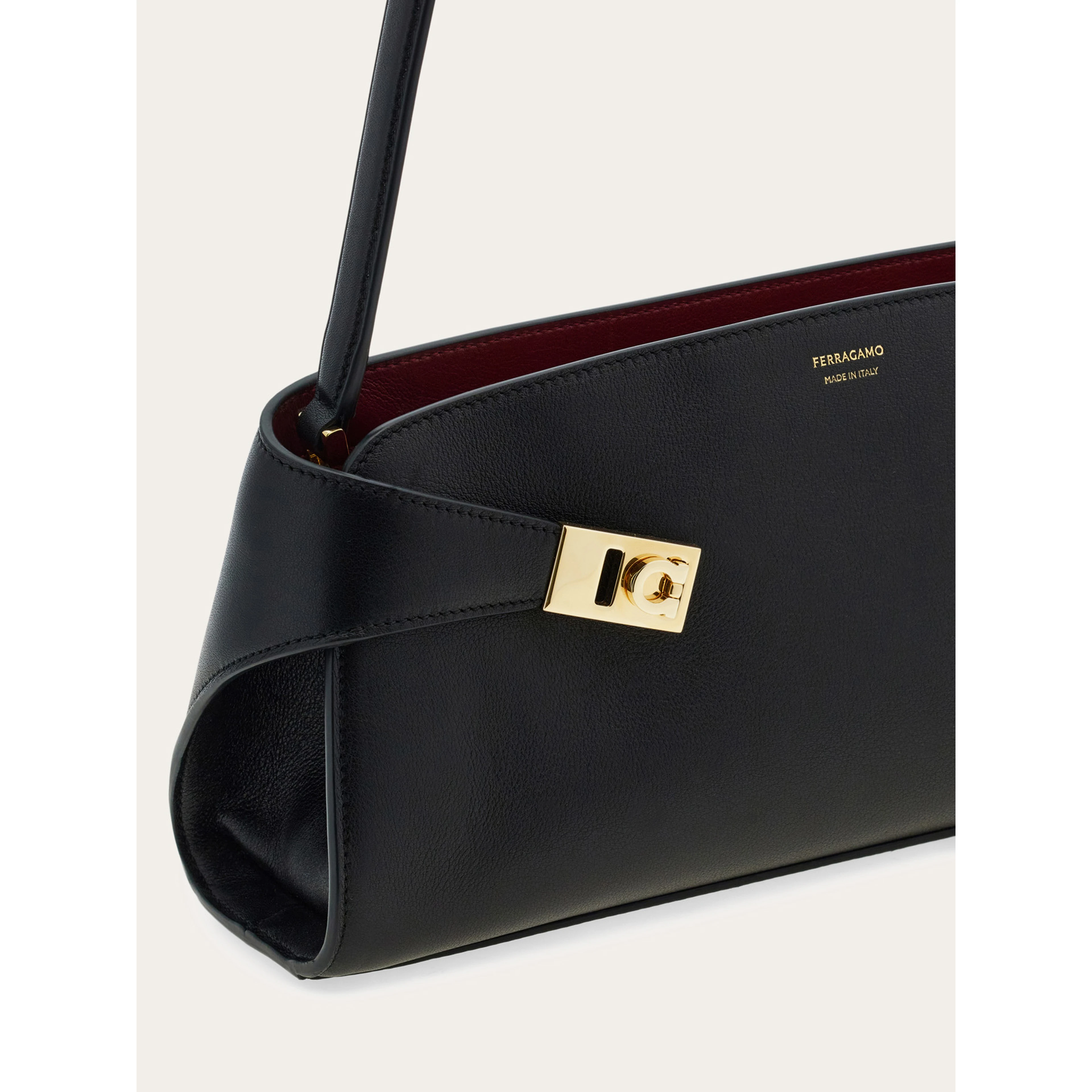 FERRAGAMO handbag