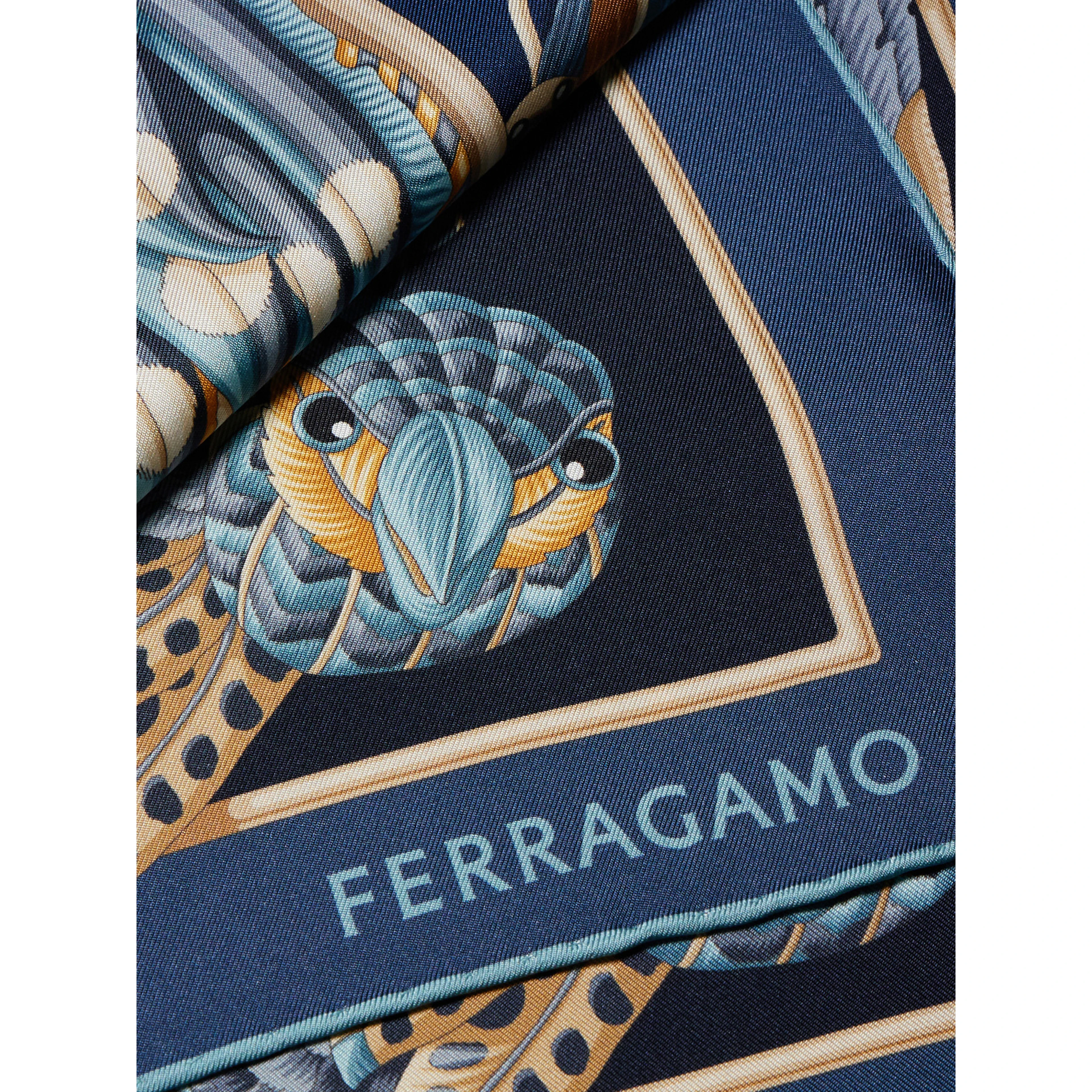 FERRAGAMO scarf