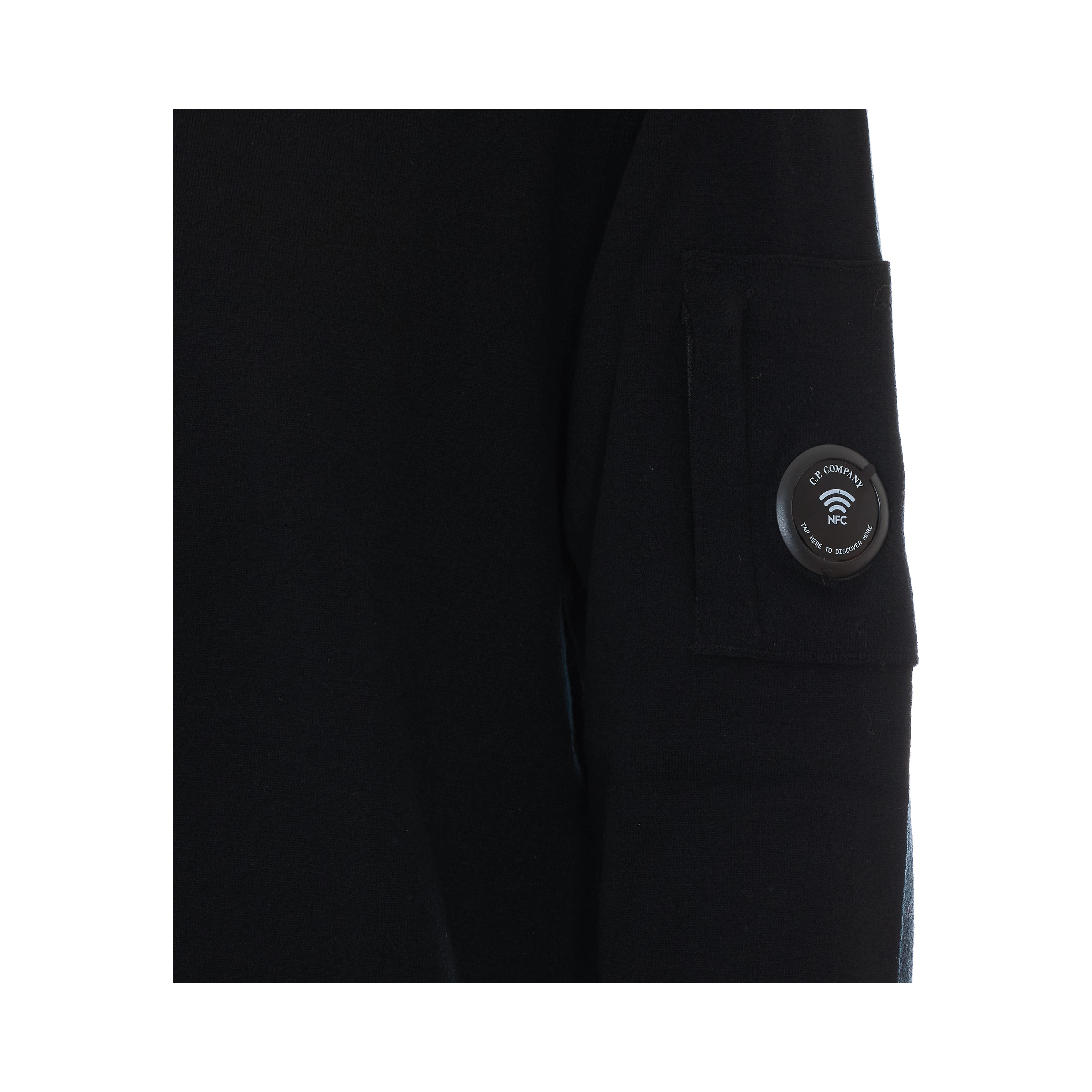 كنزات CP COMPANY سوداء
