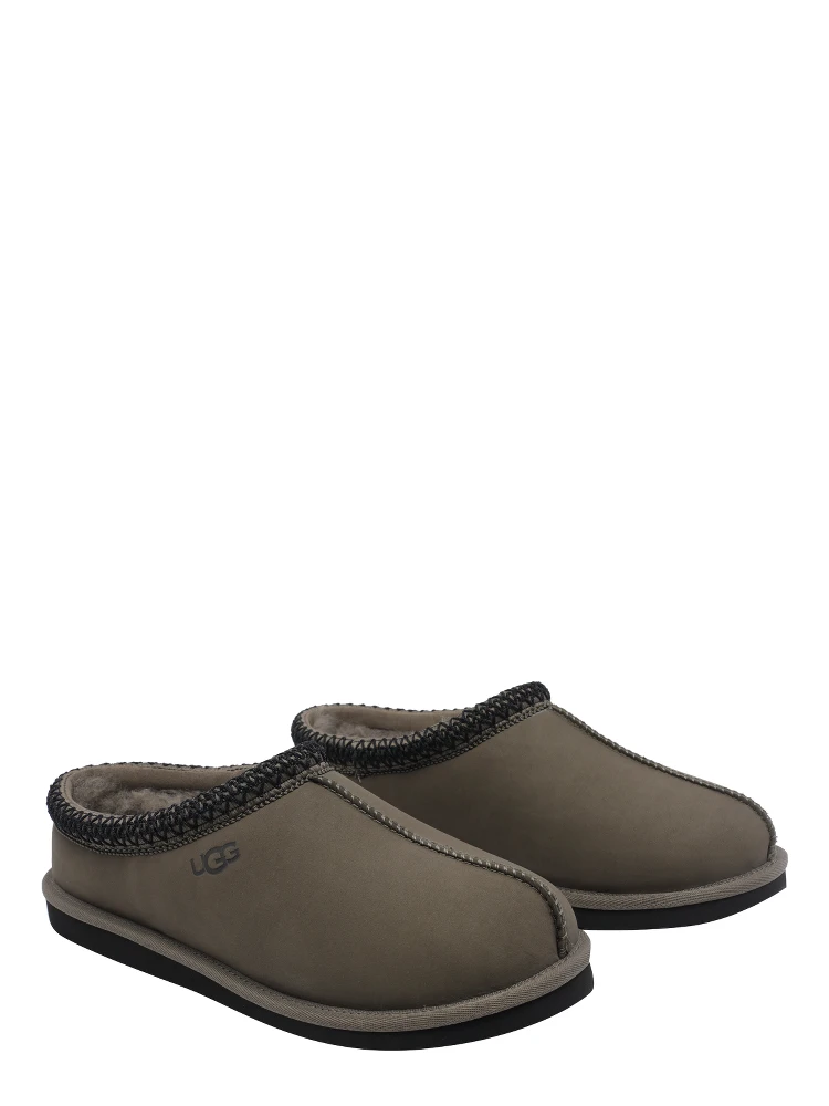 UGG Sandals alternative