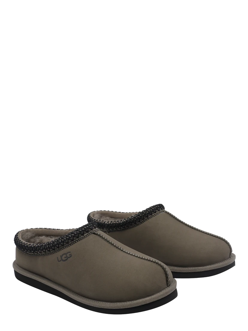 UGG Sandals