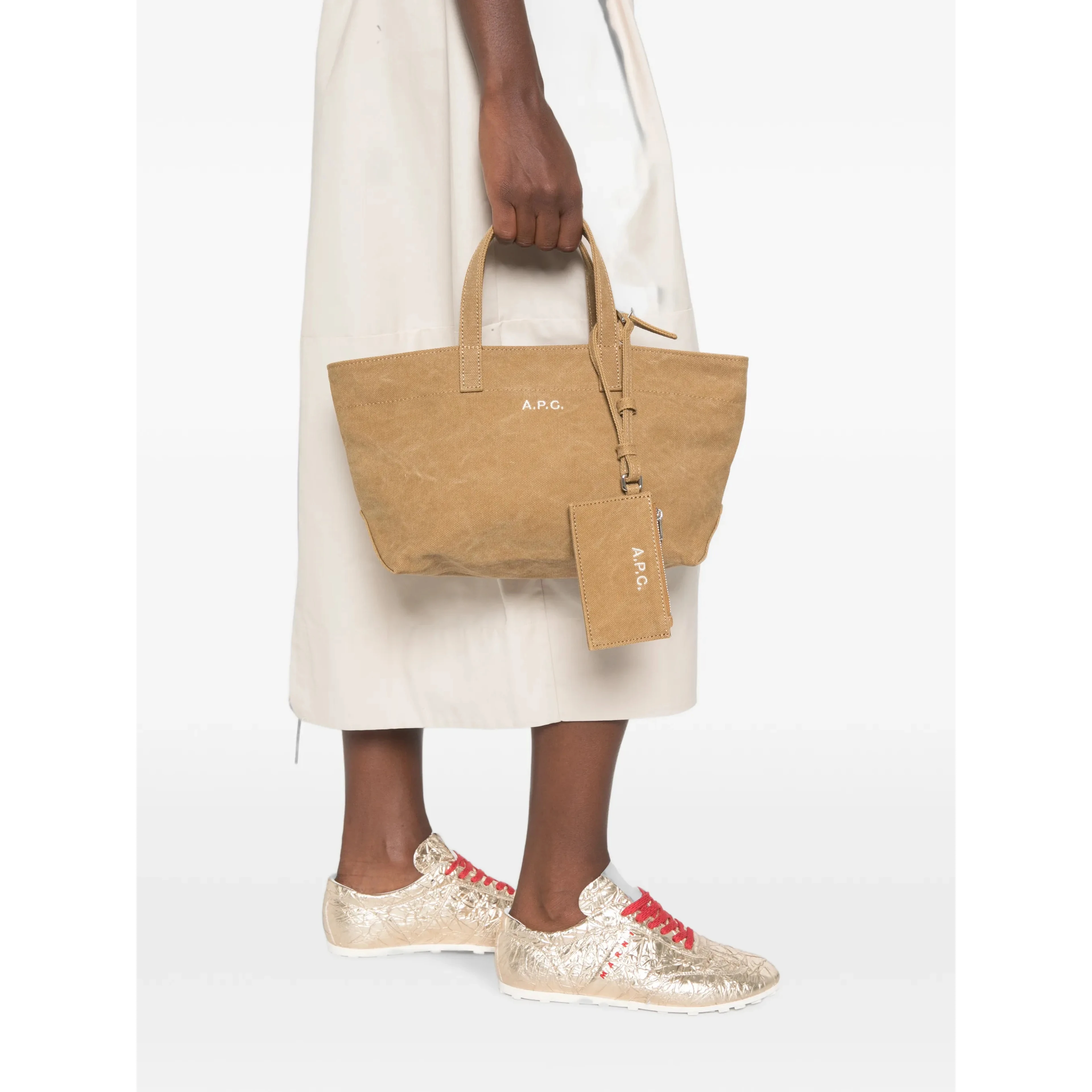 أكياس APC