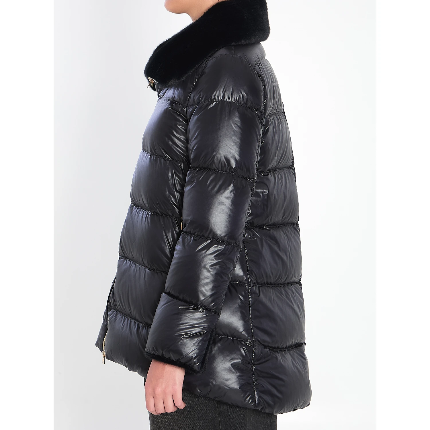 Light puffer with collar fur