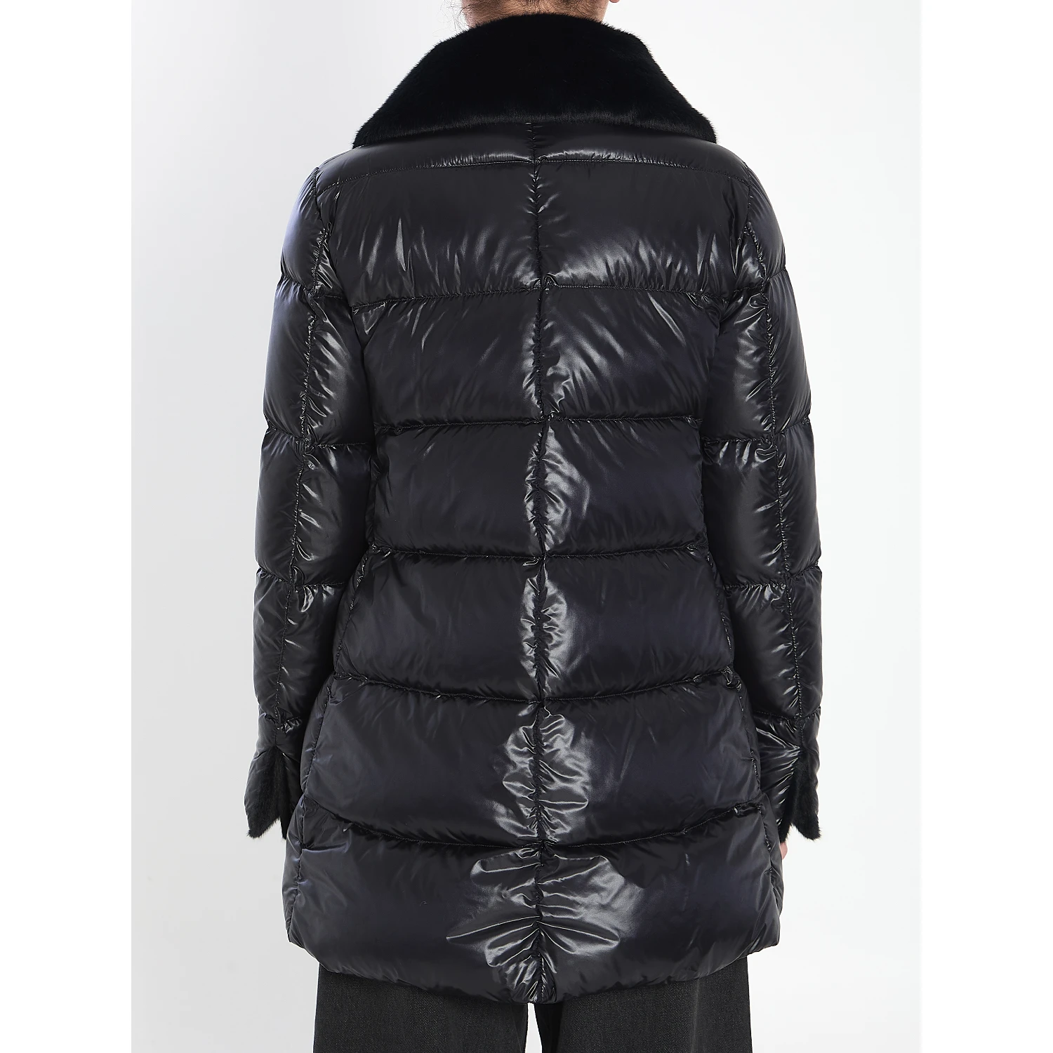 Light puffer with collar fur