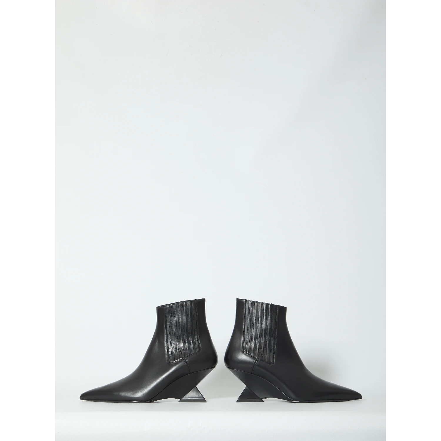 Cheope black ankle boots