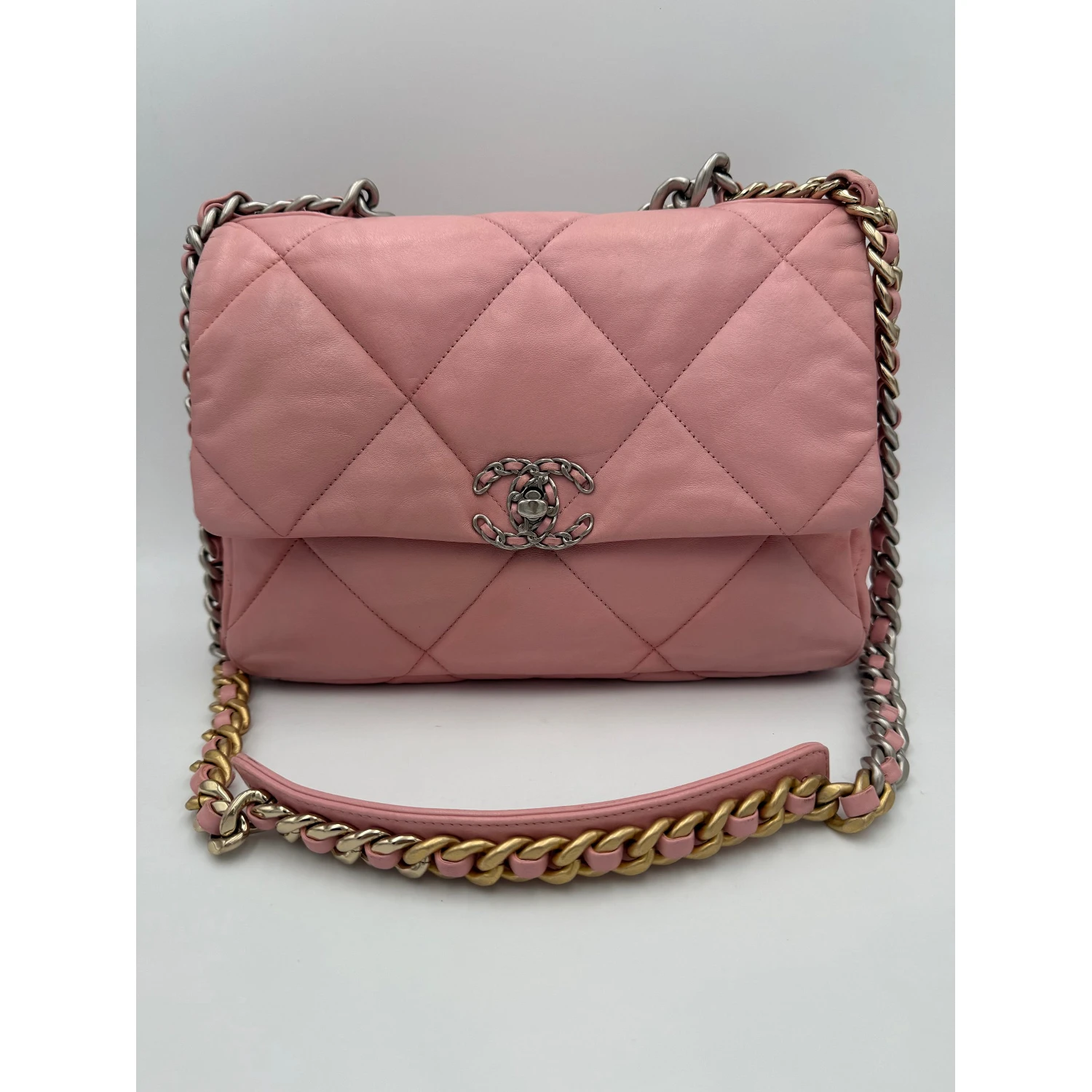 CHANEL 19 Medium Pink Handbag