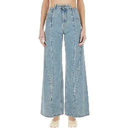 JEANS IN DENIM