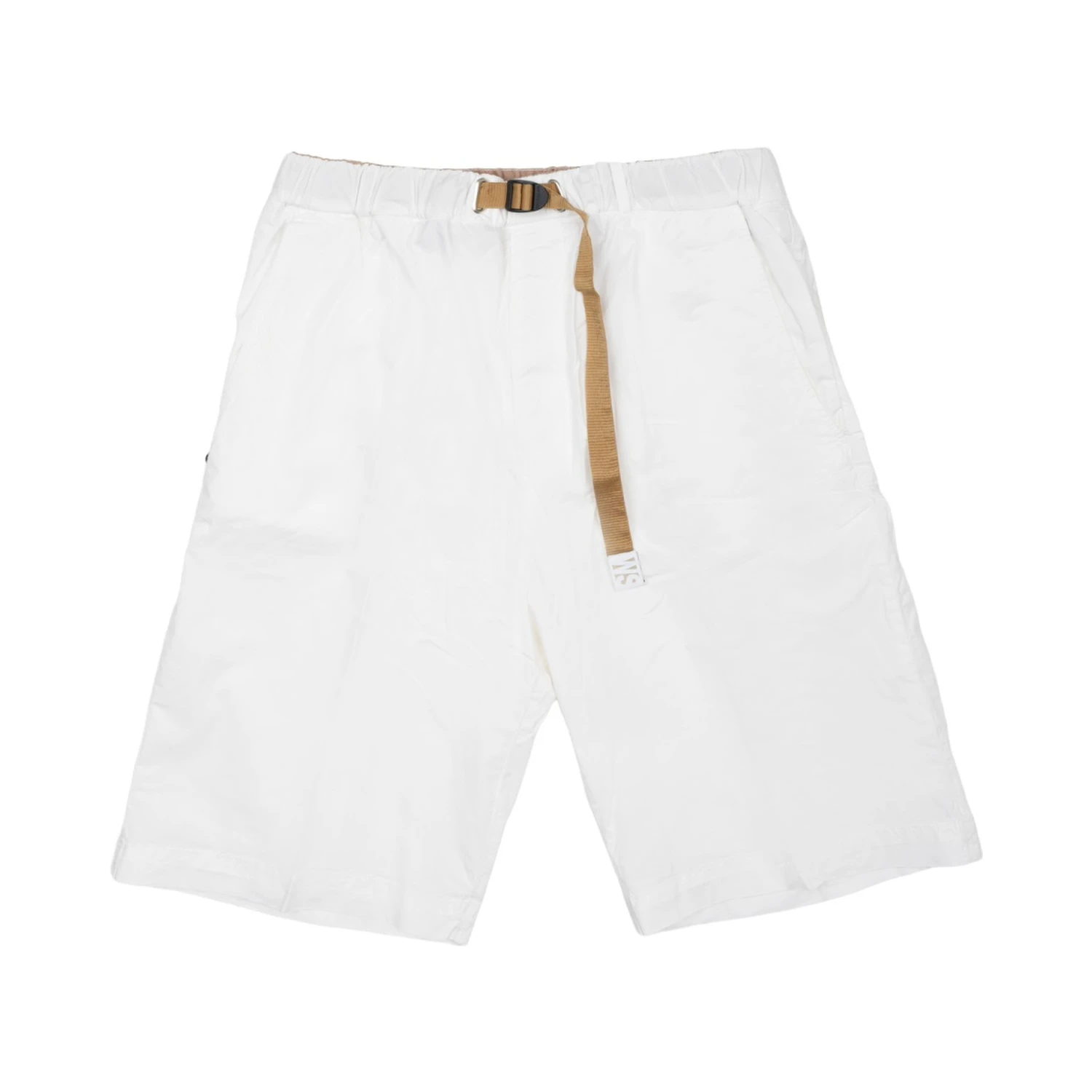SHORTS CON CINTURA